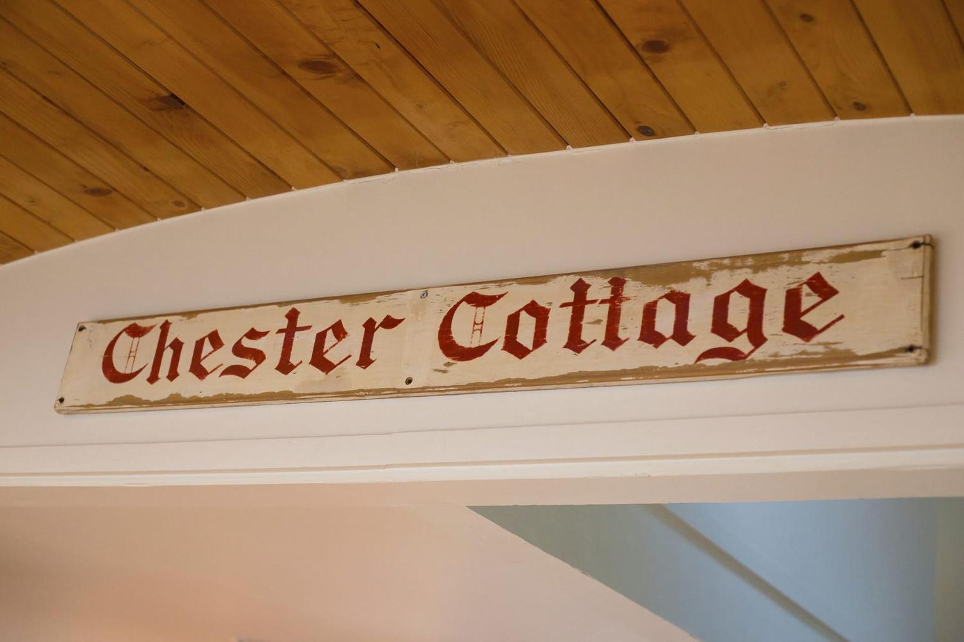 Chester Cottage Beachfront Oakura Экстерьер фото